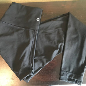 Lululemon Wunder Under Tight Hi-Rise - Black  - 8